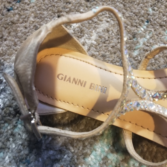 Gianni Bini Gem Sandals - Picture 4 of 6
